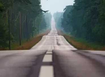 découvrez les dangers de la conduite en état d'ivresse, les conséquences légales et les impacts sur la sécurité routière. informez-vous sur les mesures de prévention pour éviter les accidents liés à l'alcool au volant.