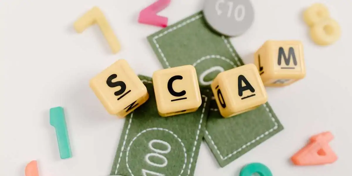 découvrez les différentes méthodes de scam et apprenez à vous protéger contre les arnaques en ligne. restez informé et vigilant pour éviter les pièges tendus par les escrocs.