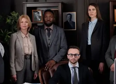 découvrez les services d'un avocat spécialisé en droit commercial, offrant des conseils juridiques adaptés à votre entreprise. protégez vos intérêts et naviguez dans les complexités des contrats, litiges commerciaux et réglementations.