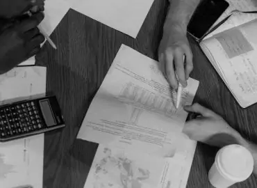 découvrez l'importance de la rétention des documents : des stratégies efficaces pour gérer, stocker et préserver vos informations essentielles tout en respectant les exigences légales.