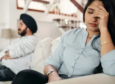découvrez tout ce qu'il faut savoir sur le divorce : procédures, droits, conseils pratiques et soutien psychologique. que vous soyez sur le point de divorcer ou que vous cherchiez des informations pour aider un proche, notre guide complet vous accompagne à chaque étape de cette transition importante.