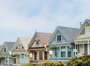 découvrez les fondamentaux du droit immobilier, incluant les lois et régulations qui régissent les transactions immobilières, la propriété et les droits des locataires. informez-vous sur vos droits et obligations dans le domaine de l'immobilier.