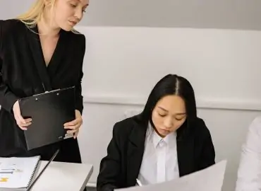 découvrez les enjeux du harcèlement au travail, ses manifestations et les moyens de le prévenir. protégez votre bien-être au sein de l'entreprise grâce à des conseils pratiques et des ressources essentielles.