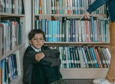 découvrez les enjeux liés à la maltraitance des enfants, ses causes, ses conséquences et les méthodes de prévention pour protéger les plus vulnérables. informez-vous sur les ressources disponibles et engagez-vous pour mettre fin à cette tragédie.
