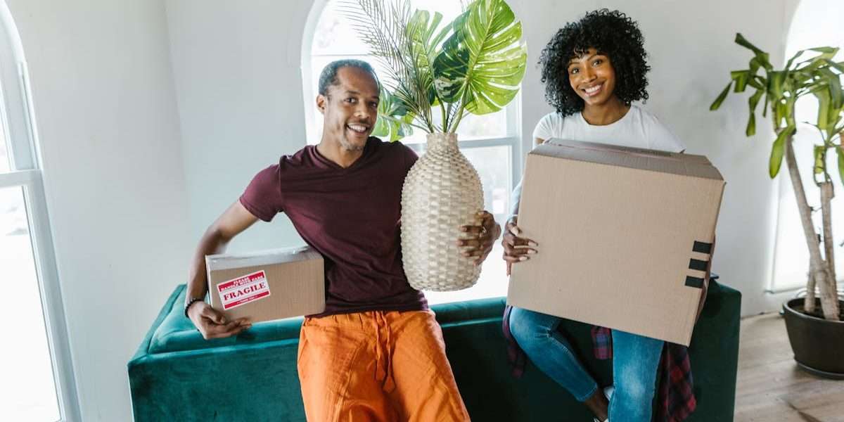 découvrez les enjeux et les avantages de la cohabitation, une alternative de vie en commun qui favorise le partage et la solidarité. explorez des conseils pratiques, des témoignages et des astuces pour réussir votre expérience de cohabitation.