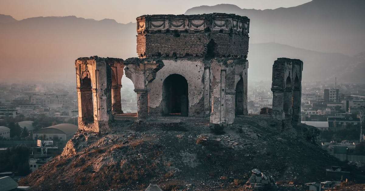découvrez les implications et les émotions liées à l'abandon. explorez comment ce thème complexe influence nos vies, nos relations et notre bien-être. plongez dans des récits poignants et des réflexions sur la résilience face à l'abandon.