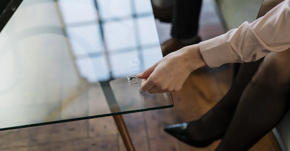 découvrez tout ce qu'il faut savoir sur le divorce : processus légal, étapes essentielles, impact émotionnel et conseils pratiques pour naviguer cette période délicate. que vous envisagiez de divorcer ou que vous souhaitiez comprendre les implications, nous vous accompagnons dans cette démarche.