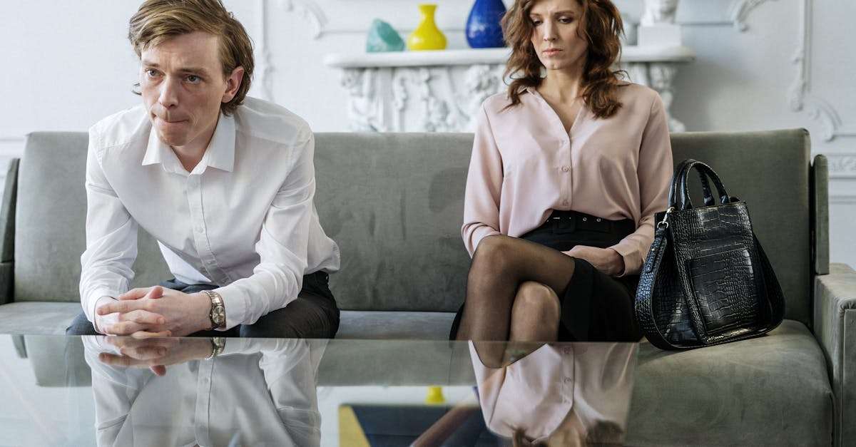 découvrez nos conseils et démarches essentielles pour naviguer à travers le processus de divorce. obtenez des informations sur les aspects juridiques, la garde des enfants et la médiation pour une séparation réussie.