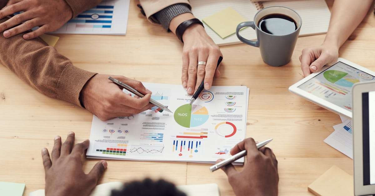 découvrez les obligations des comités d'employés, leur rôle dans l'entreprise et comment ils contribuent à la défense des droits des travailleurs. informez-vous sur les responsabilités légales et les bonnes pratiques à adopter pour assurer une représentation efficace au sein de votre organisation.