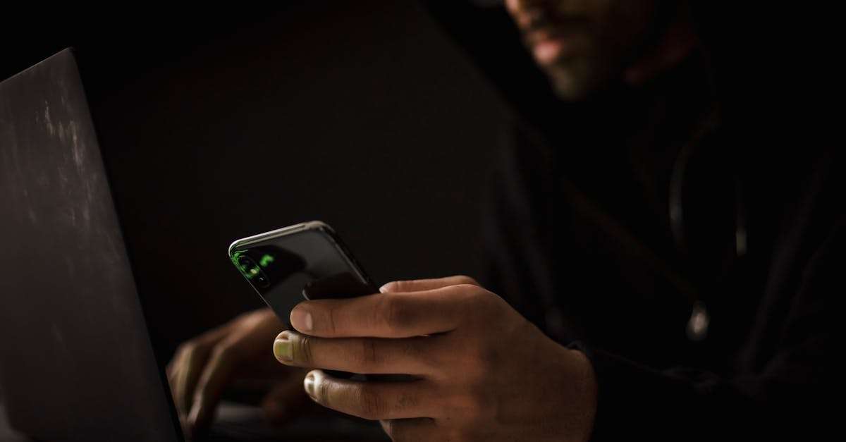 découvrez les différentes formes de fraude, leurs impacts sur la société et les mesures à prendre pour s'en protéger. informez-vous sur les méthodes courantes utilisées par les fraudeurs et apprenez à détecter les signes de fraude afin de protéger vos finances et votre identité.