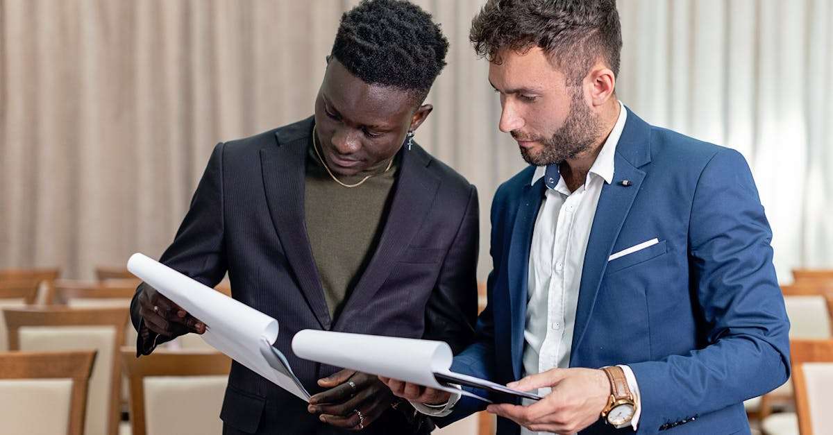 découvrez notre service de notariat professionnel, offrant une expertise juridique fiable pour la rédaction d'actes, la gestion de transactions immobilières et le conseil juridique. faites confiance à nos notaires expérimentés pour sécuriser vos projets.