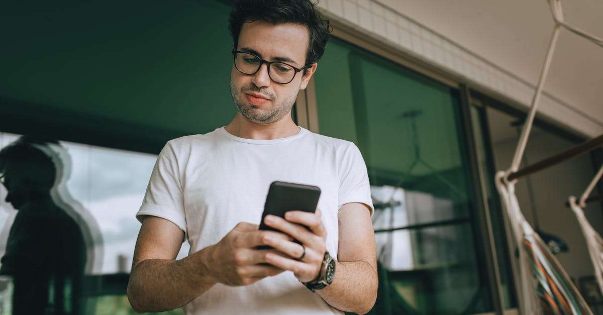 découvrez comment identifier et éviter les arnaques téléphoniques. protégez-vous des fraudeurs et apprenez les meilleures pratiques pour sécuriser vos informations personnelles.