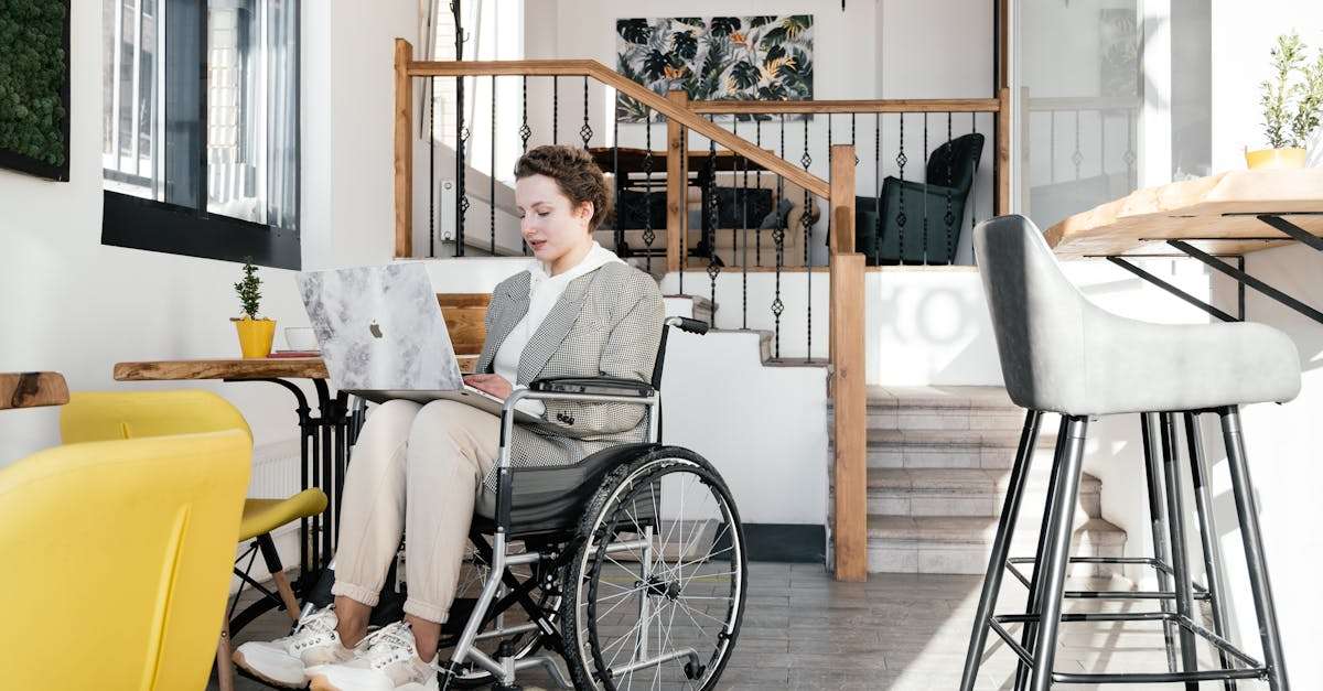 découvrez les enjeux et les implications de l'incapacité totale de travail. ce guide aborde les causes, les droits, et les démarches à suivre pour faire face à cette situation difficile.
