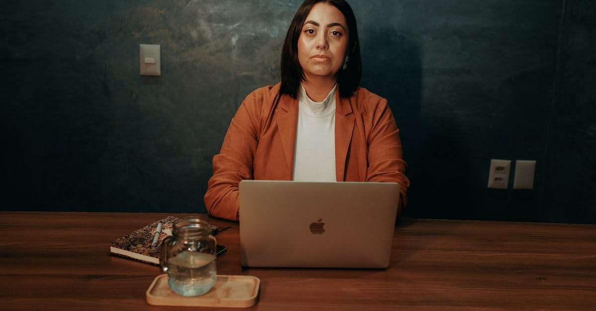 découvrez tout sur l'incapacité de travail : définitions, causes, droits des travailleurs et solutions pour mieux gérer cette situation. informez-vous sur les démarches à suivre et les aides disponibles.