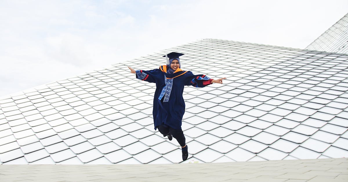 découvrez tout ce qu'il faut savoir sur la convocation : définition, types, enjeux et conseils pour bien répondre. informez-vous sur les droits et obligations liés aux convocations dans divers contextes.