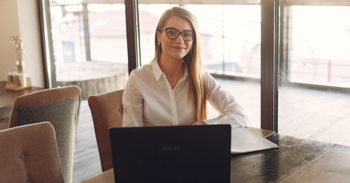 découvrez les clés d'une communication efficace pour améliorer vos interactions personnelles et professionnelles. apprenez des stratégies pratiques, des techniques d'écoute active et des conseils pour exprimer vos idées clairement et avec impact.