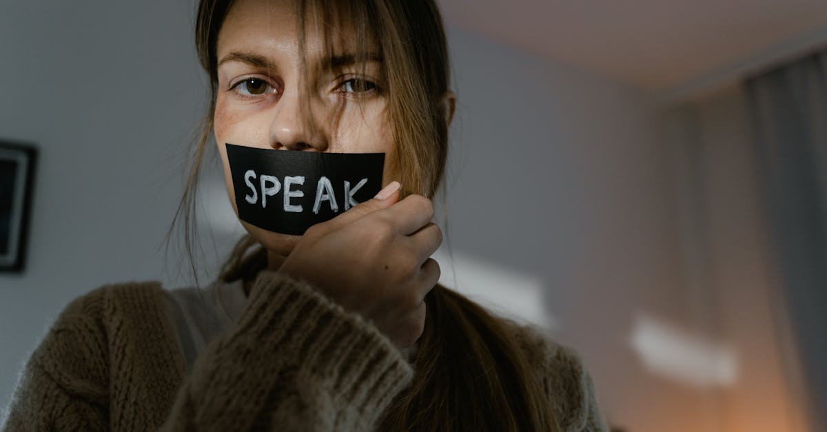 découvrez tout ce qu'il faut savoir sur la déclaration de témoin : son importance juridique, son rôle dans les procédures judiciaires et comment rédiger un témoignage efficace. obtenez des conseils pratiques pour garantir que votre déclaration soit claire et fiable.