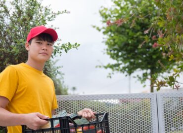 découvrez notre guide complet sur les professions : explorez les différents métiers, les compétences requises, les perspectives d'avenir et trouvez le chemin qui vous convient le mieux pour réaliser vos ambitions professionnelles.