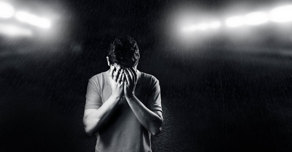 découvrez les effets dévastateurs de l'abus psychologique et apprenez à reconnaître ses signes, ses conséquences sur la santé mentale et les moyens de se reconstruire. un guide essentiel pour comprendre et surmonter cette forme de violence insidieuse.