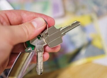 découvrez tout sur le droit immobilier : réglementations, transactions, baux et litiges. informez-vous sur vos droits et obligations en matière d'immobilier pour sécuriser vos investissements et garantir une gestion efficace de vos biens.