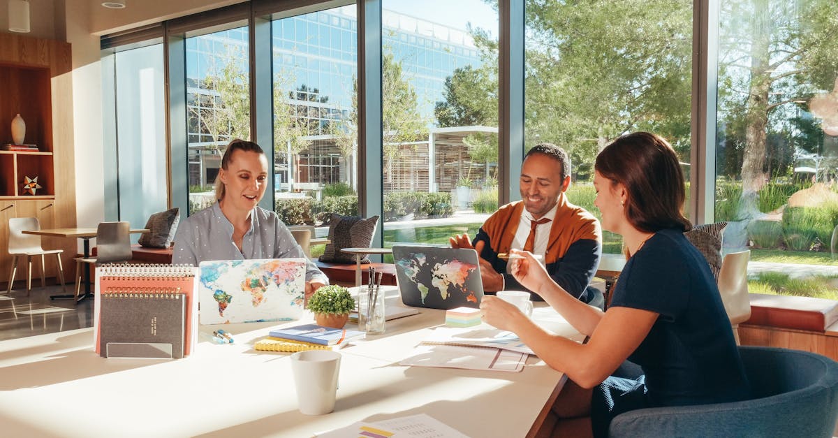découvrez les droits des employés en entreprise : contrat de travail, conditions de travail, congés, rémunération et protections contre les discriminations. informez-vous pour défendre vos droits au travail.