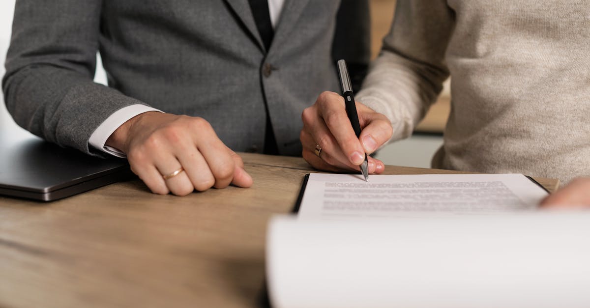 découvrez tout ce qu’il faut savoir sur les agreements d’honoraires : définition, utilité et conseils pour bien rédiger un fee agreement entre professionnel et client.