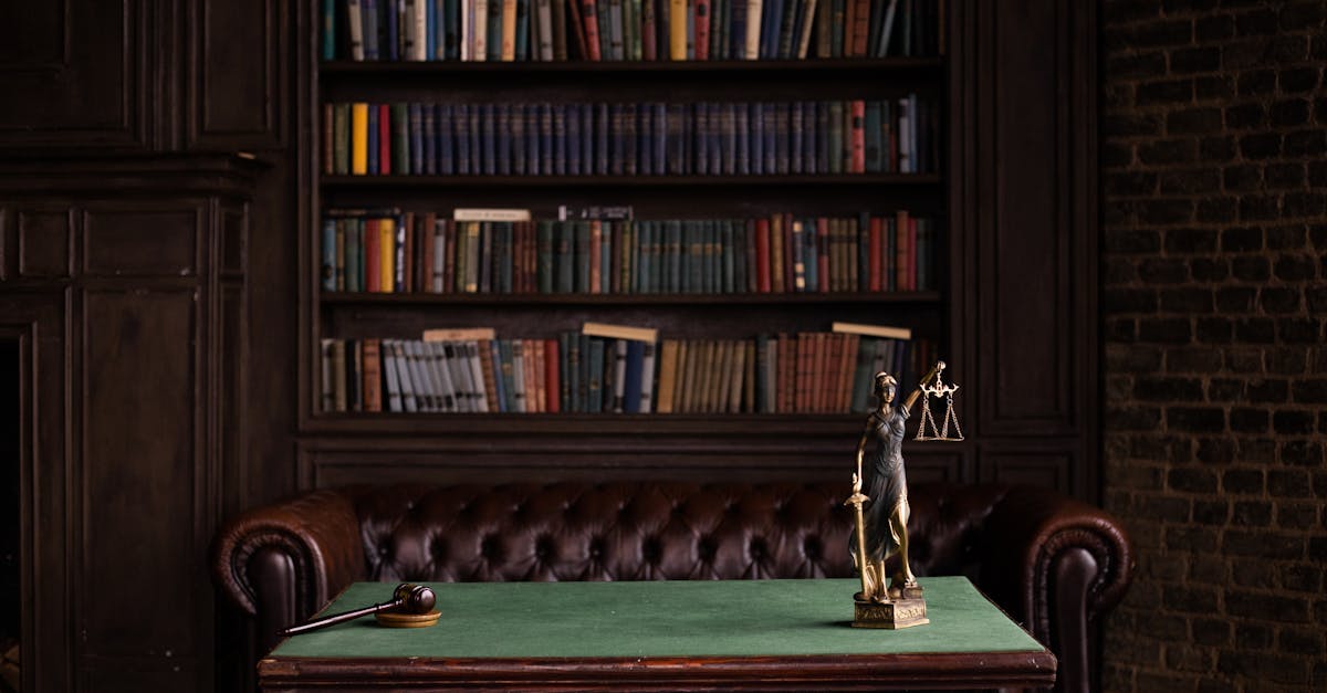 découvrez tout ce qu'il faut savoir sur les frais d'avocat : types de tarifs, facteurs influençant les coûts et conseils pour choisir un avocat en fonction de votre budget. informez-vous afin de mieux préparer votre budget juridique.