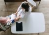 découvrez tout ce qu'il faut savoir sur le congé de maladie : droits, démarches, et conseils pour une meilleure compréhension de vos options en cas de maladie. renseignez-vous sur les règles et procédures pour bénéficier d'un arrêt de travail en toute sérénité.