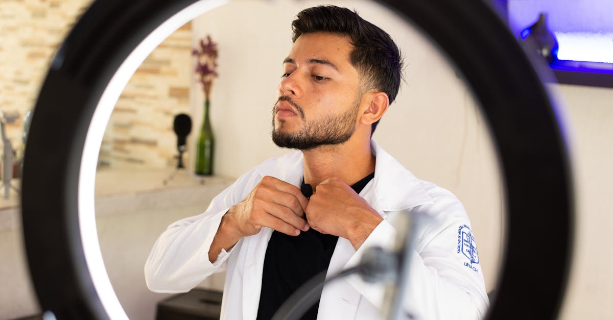 préparez-vous efficacement à un entretien de licenciement grâce à nos conseils pratiques : étapes clés, questions courantes et stratégies pour aborder sereinement ce moment délicat.
