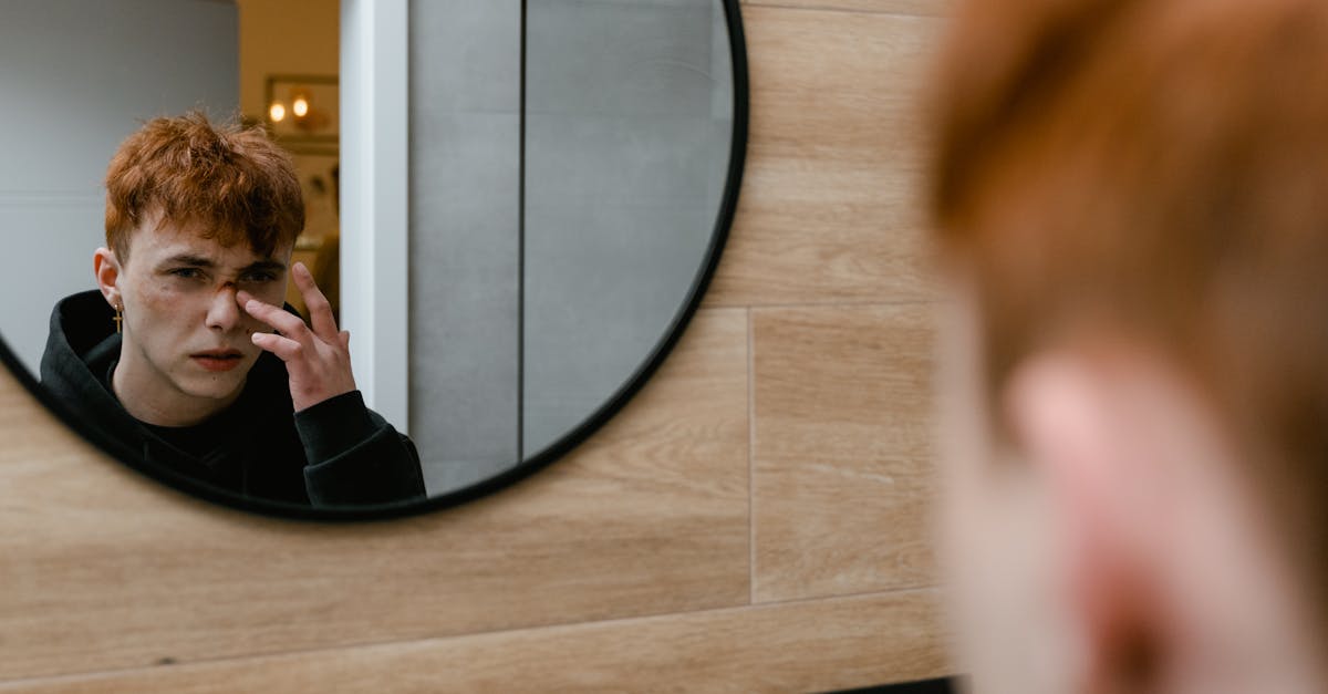 découvrez la signification, les causes et les conséquences du terme 'victime', ainsi que les ressources et soutiens disponibles pour les personnes concernées.