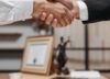 découvrez tout ce qu'il faut savoir sur l'amendement de contrat : définition, importance, étapes clés et conseils pratiques pour modifier un contrat en toute sécurité juridique.