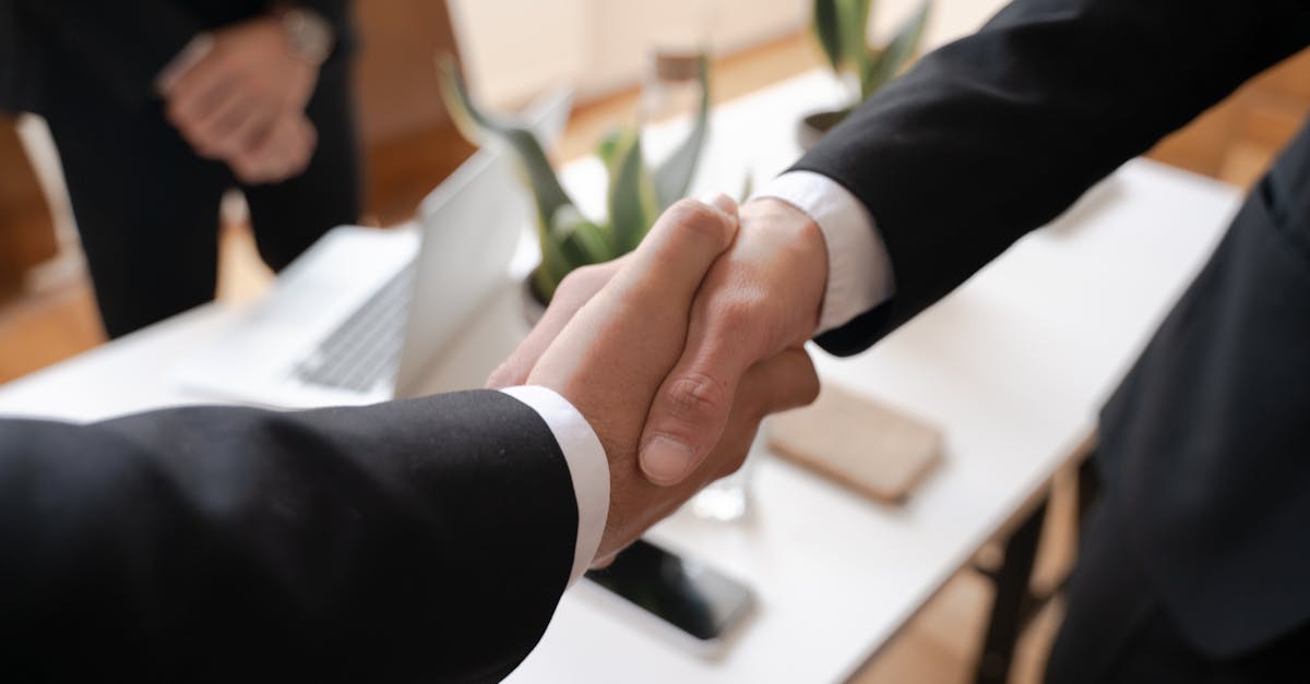 découvrez tout ce qu'il faut savoir sur la modification de contrat : procédures, conseils pratiques, points juridiques essentiels et exemples pour sécuriser vos démarches.