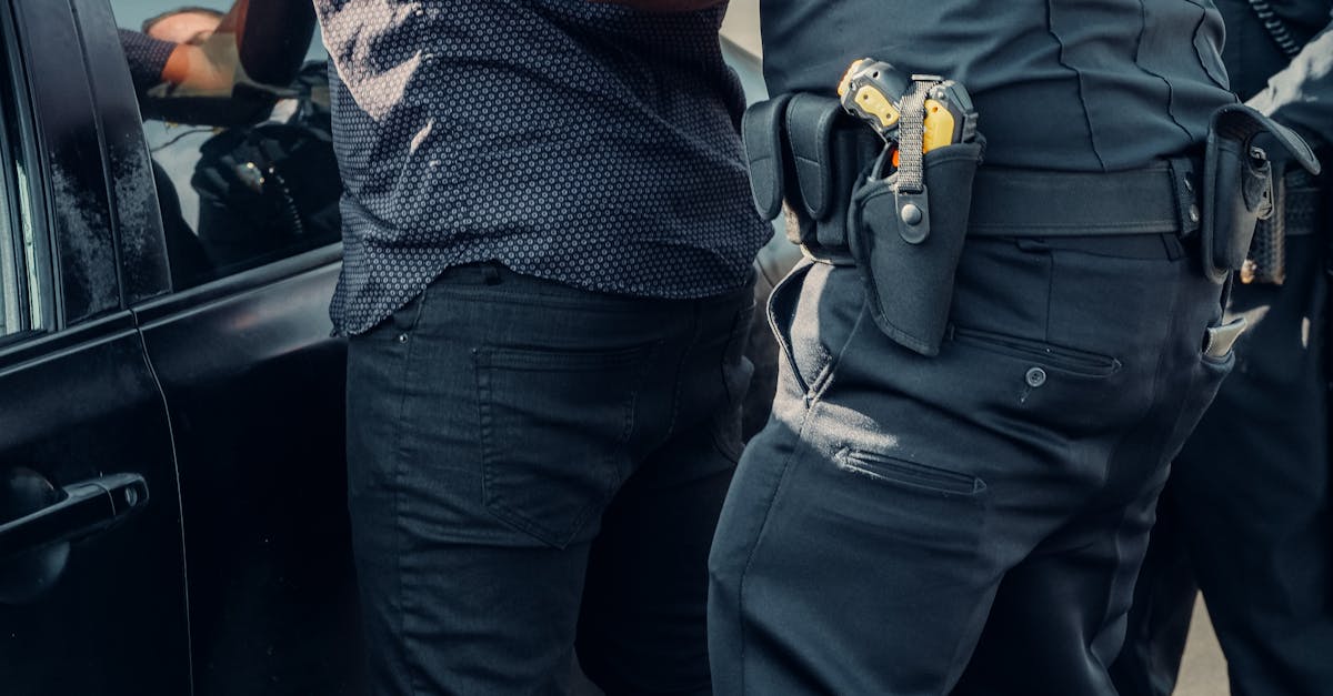 découvrez tout ce qu'il faut savoir sur la garde (custody) : définition, enjeux juridiques et conseils pour bien gérer la garde légale ou sécuriser la garde des biens en toute sérénité.