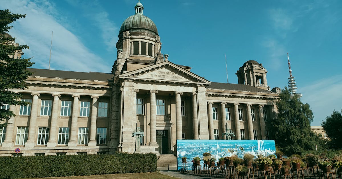 découvrez le rôle, les fonctions et le fonctionnement du tribunal judiciaire en france : compétences, procédures, organisation et informations essentielles sur la justice de première instance.