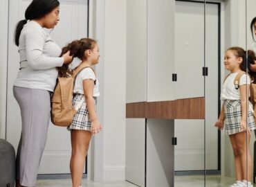 découvrez des conseils pratiques et des solutions efficaces pour réussir le co-parenting, favoriser l'entente entre parents séparés et garantir le bien-être de votre enfant.