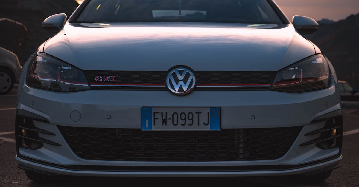 découvrez le coût d'obtention du permis de conduire en france : frais d'inscription, leçons, examen et astuces pour optimiser votre budget.