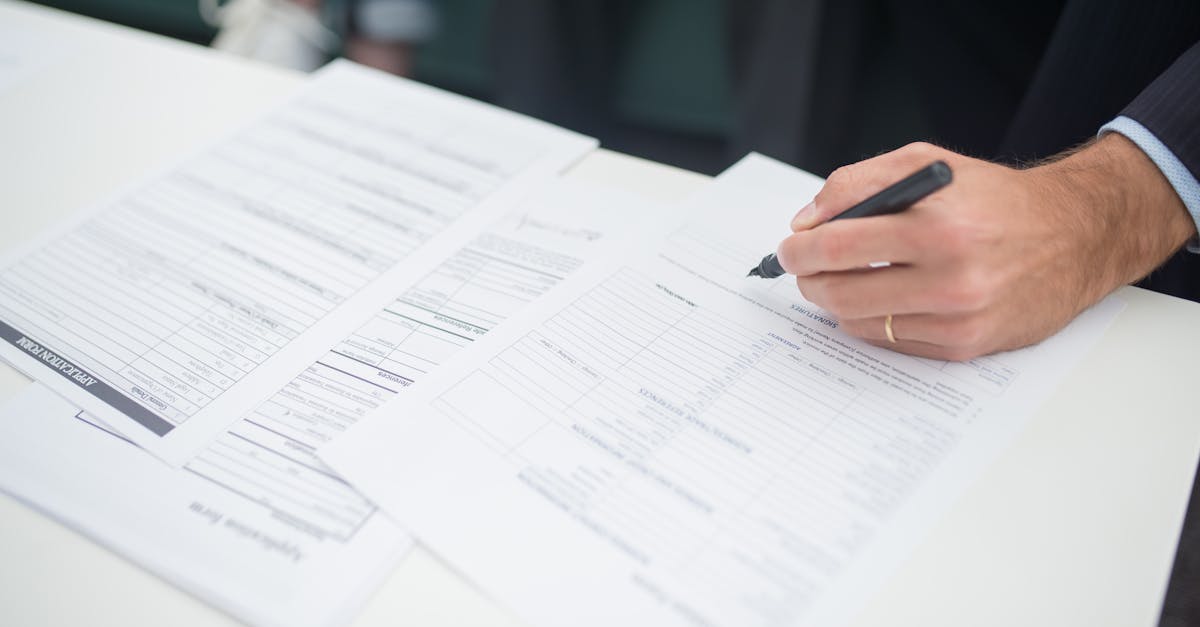 découvrez comment rédiger et mettre en place un avenant au contrat de travail, les étapes à suivre, les obligations légales et les conseils pratiques pour sécuriser la modification d’un contrat d’emploi en france.