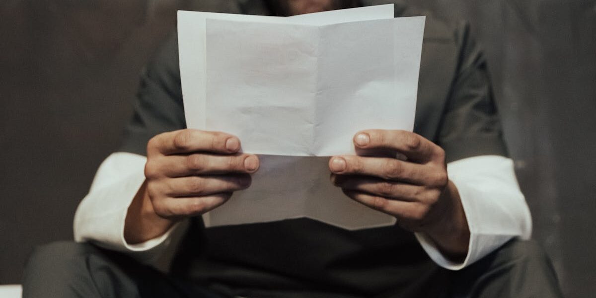 découvrez tout ce qu'il faut savoir sur la tutelle légale (guardianship) : démarches, droits, responsabilités et conseils pour protéger les intérêts des personnes vulnérables.