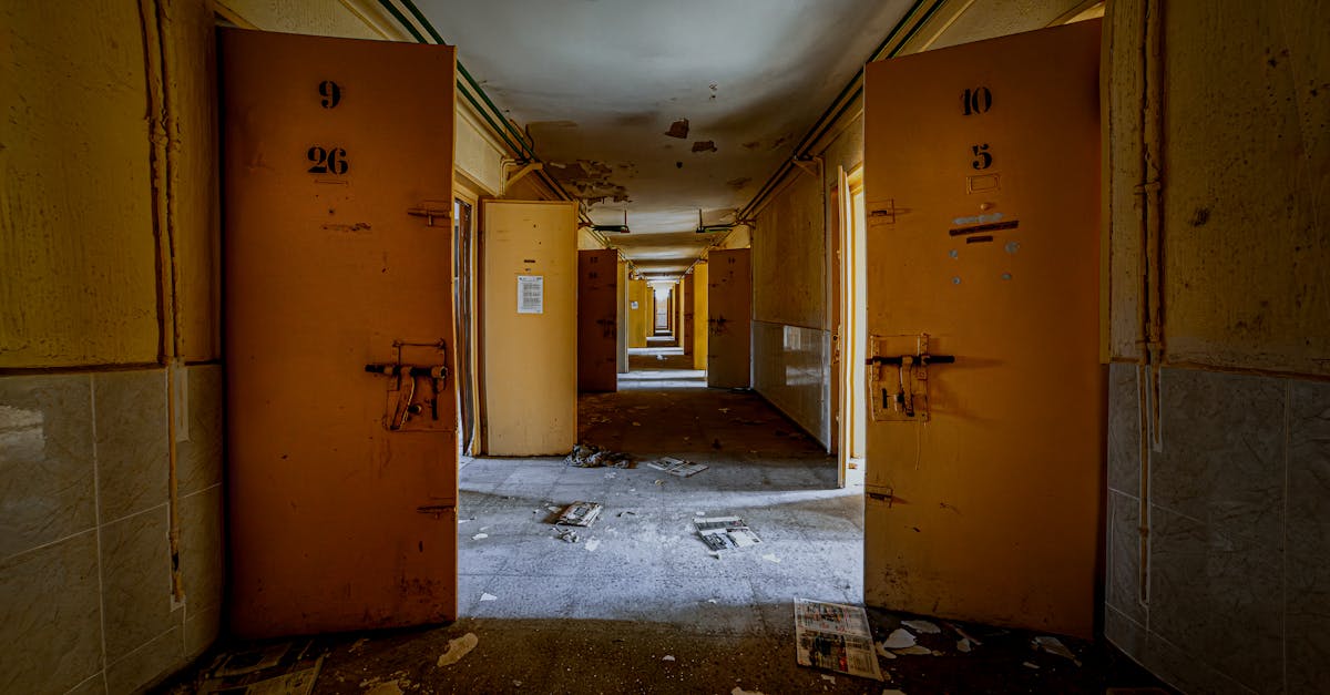 découvrez ce qu'est l'abandon de poste, ses conséquences pour l'employé comme pour l'employeur, et les démarches à suivre en cas d'absence injustifiée au travail.