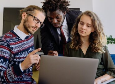 remplissez votre demande d’aide juridique facilement en ligne. accédez à des conseils juridiques professionnels et explorez vos droits grâce à notre service d’aide juridique rapide et sécurisé.