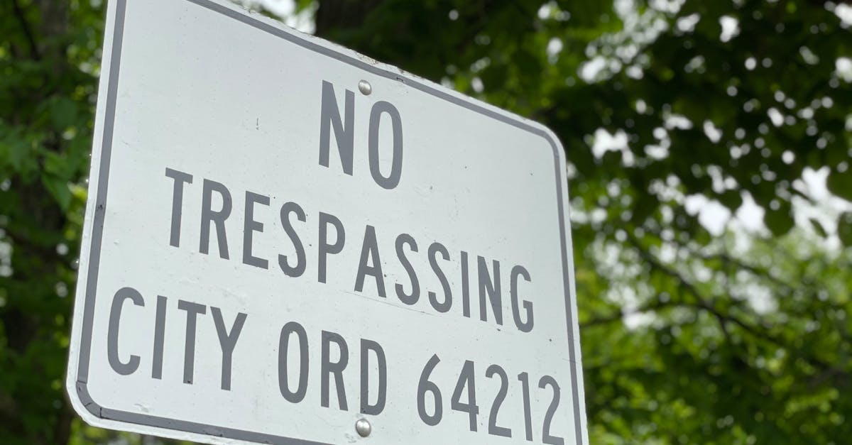 découvrez les principes du droit privé : les règles qui régissent les relations entre particuliers, incluant les contrats, la responsabilité civile, la propriété et les successions. introduction claire et concise.