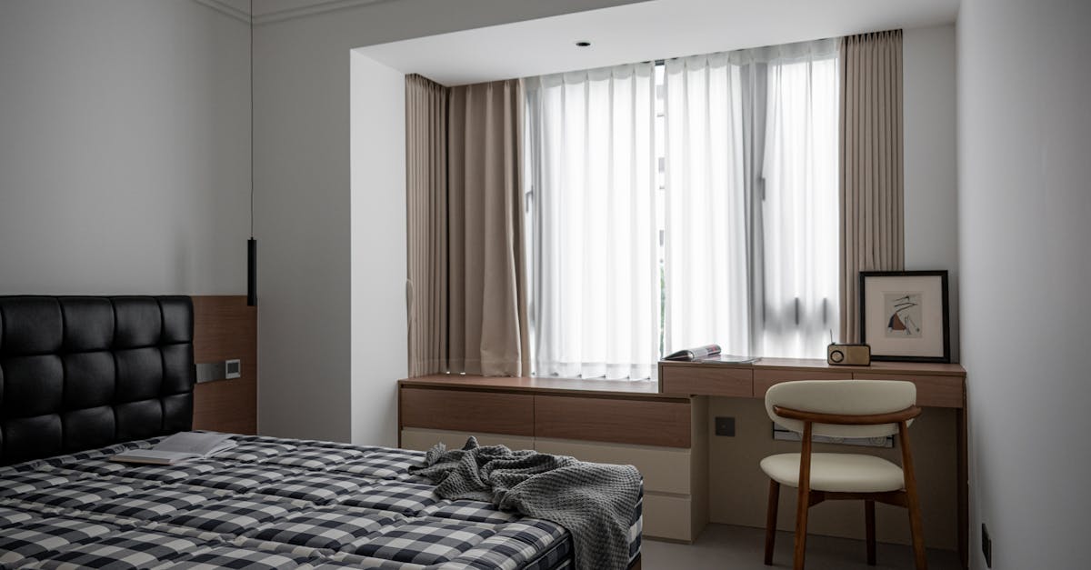 découvrez tout ce qu'il faut savoir sur la saisie de meubles : procédures légales, droits et démarches pour protéger vos biens.